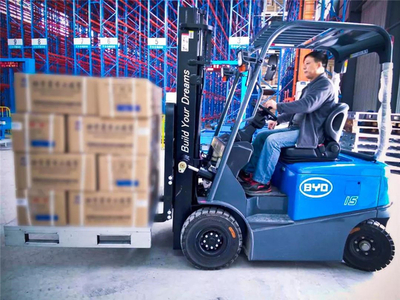 比亚迪叉车应用案例之医药行业装卸搬运